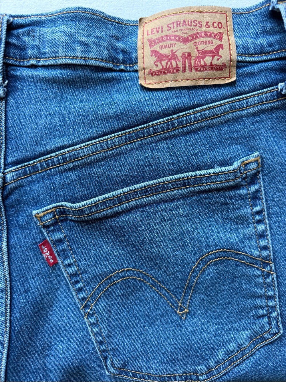 Levi’s Wedgie Straight Fit Women's Jeans (plus Size) Unstoppable Wear - Picture 13 of 13
